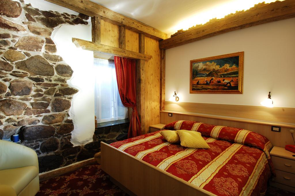 Hotel Ancora Castello-Molina di Fiemme Dış mekan fotoğraf