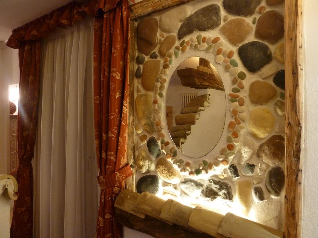 Hotel Ancora Castello-Molina di Fiemme Oda fotoğraf