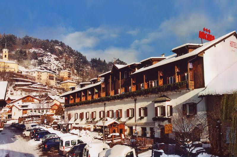 Hotel Ancora Castello-Molina di Fiemme Dış mekan fotoğraf