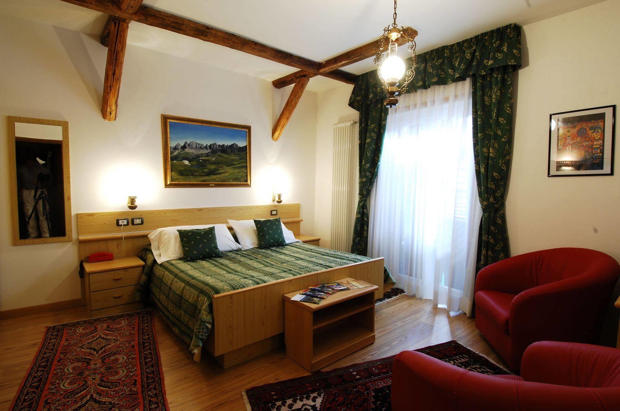 Hotel Ancora Castello-Molina di Fiemme Dış mekan fotoğraf